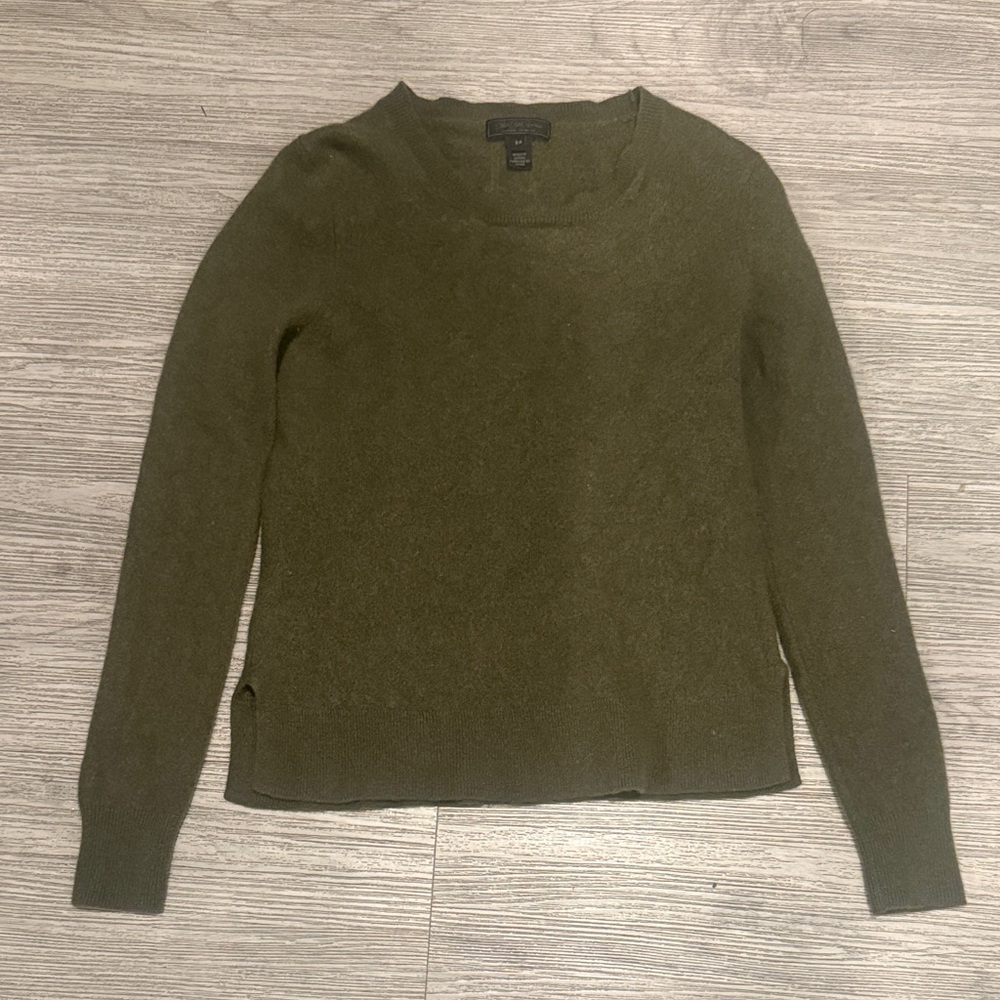 Saks Fifth Avenue Black Label Olive Crew Neck Sweater 100% Cashmere